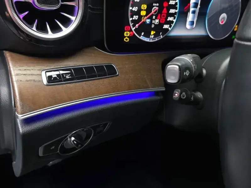 2018 Mercedes-Benz E-Класс с пробегом 130 538 км