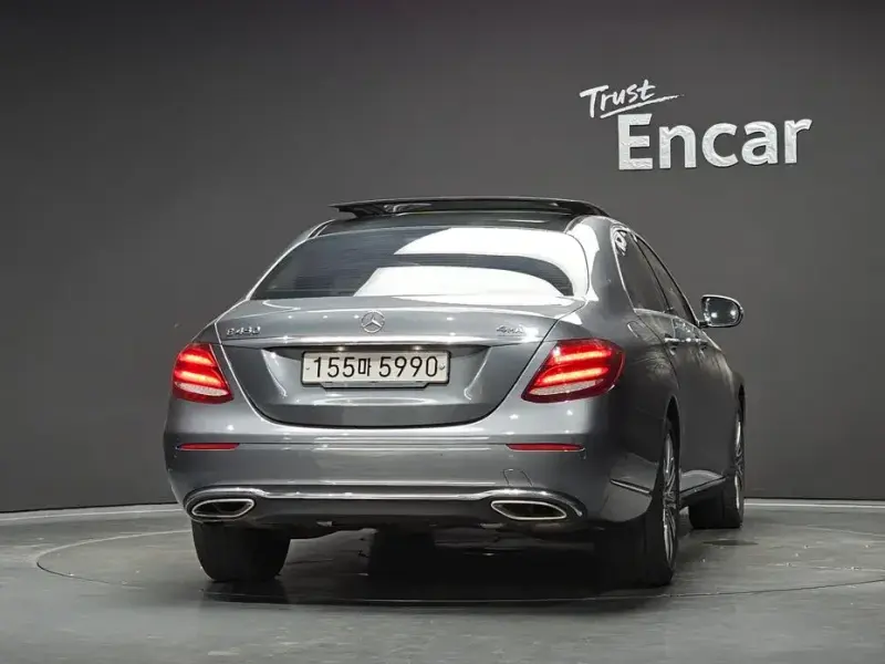 2020 Mercedes-Benz E-Класс с пробегом 75 725 км