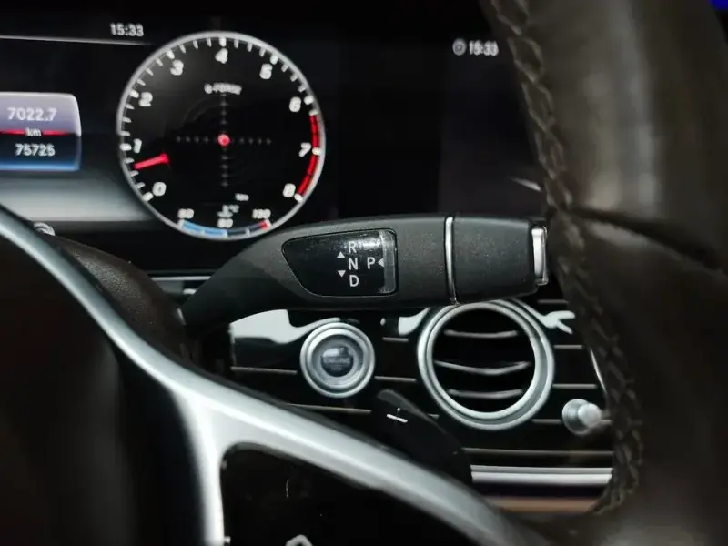 2020 Mercedes-Benz E-Класс с пробегом 75 725 км