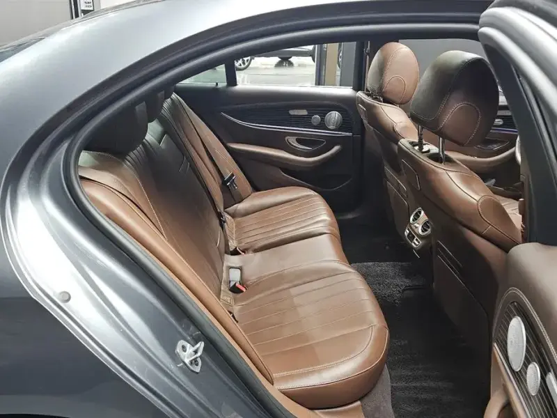 2020 Mercedes-Benz E-Класс с пробегом 75 725 км