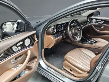 2020 Mercedes-Benz E-Класс с пробегом 75 725 км