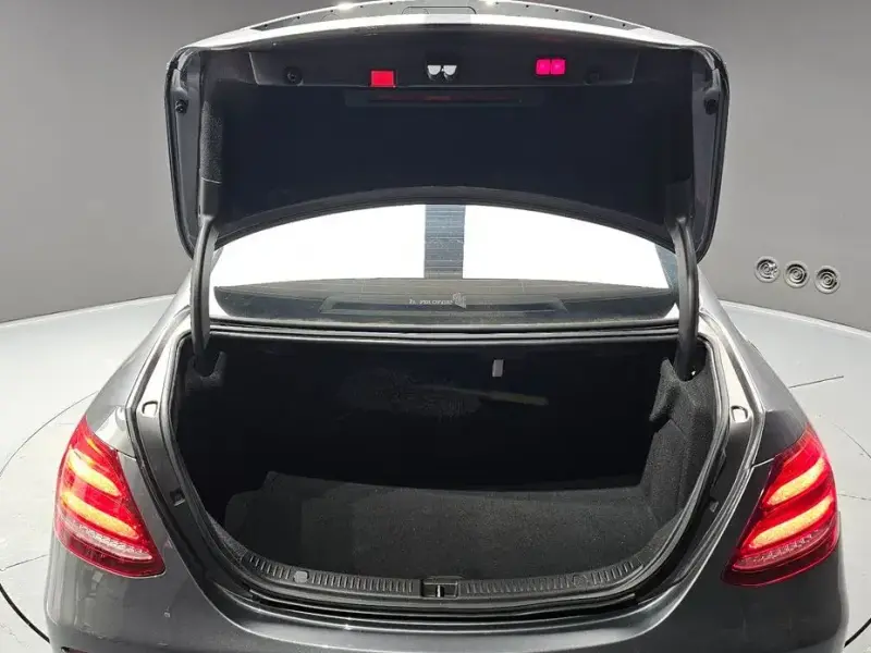 2020 Mercedes-Benz E-Класс с пробегом 75 725 км