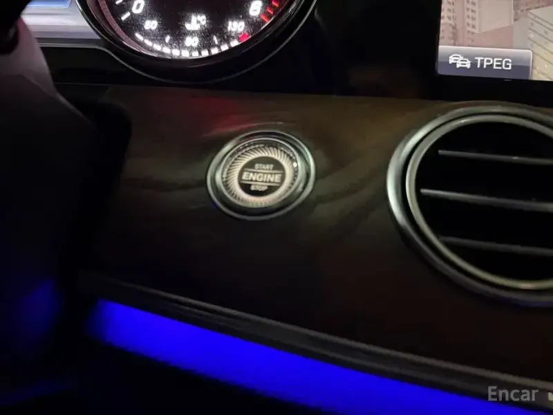 2019 Mercedes-Benz E-Класс с пробегом 153 628 км