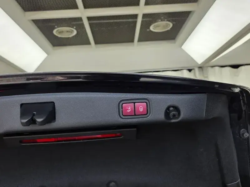 2019 Mercedes-Benz E-Класс с пробегом 114 243 км