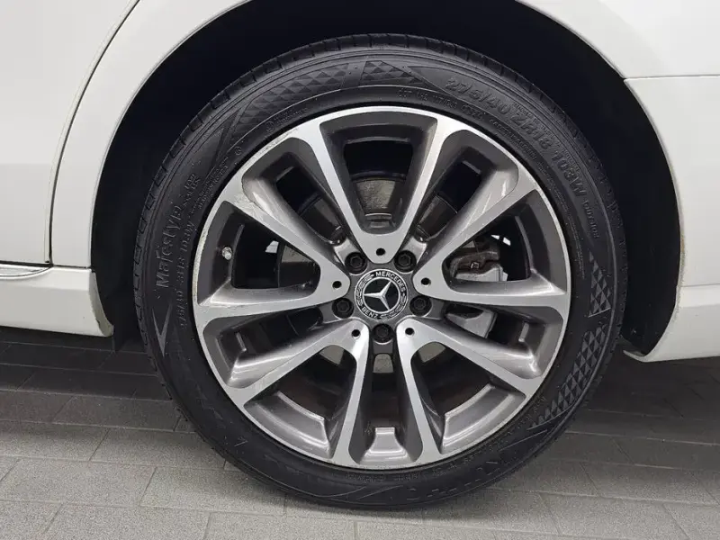 2019 Mercedes-Benz E-Класс с пробегом 101 452 км