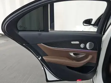 2019 Mercedes-Benz E-Класс с пробегом 101 452 км