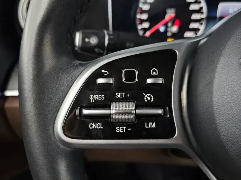 2019 Mercedes-Benz E-Класс с пробегом 101 452 км