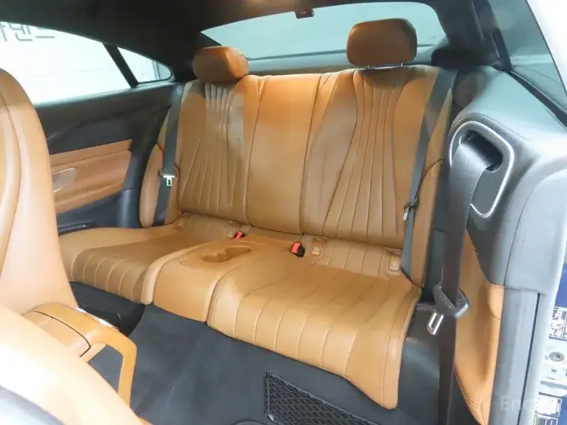 2019 Mercedes-Benz E-Класс с пробегом 17 277 км