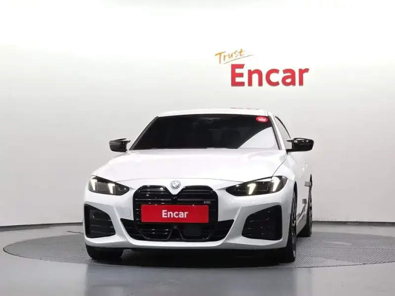 2025 BMW i4 с пробегом 31 434 км