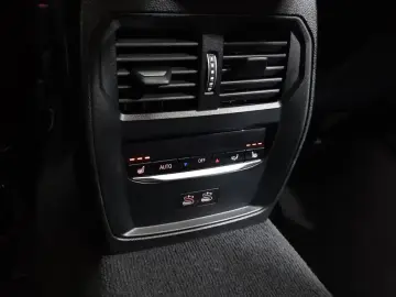 2025 BMW i4 с пробегом 31 434 км