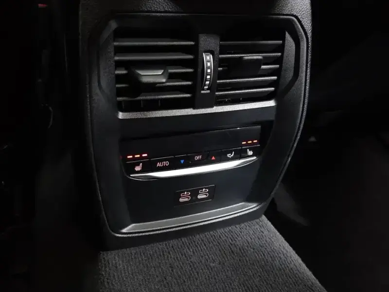 2025 BMW i4 с пробегом 31 434 км