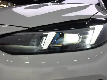 2025 BMW i4 с пробегом 31 434 км