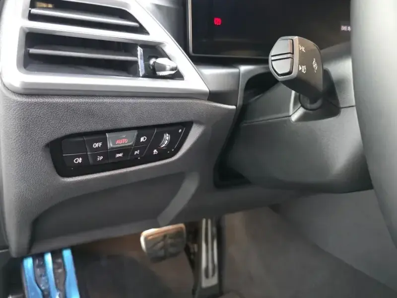 2025 BMW i4 с пробегом 31 434 км