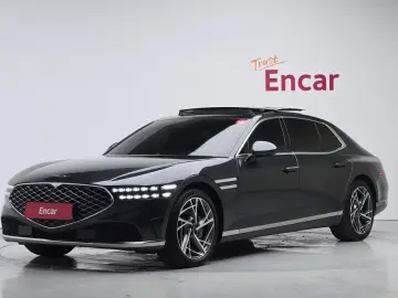 2023 Genesis G90 с пробегом 81 074 км