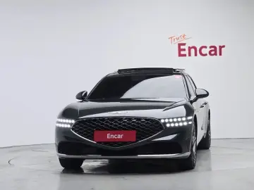 2023 Genesis G90 с пробегом 81 074 км