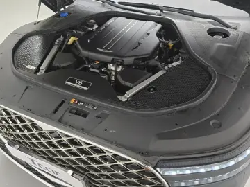 2023 Genesis G90 с пробегом 81 074 км
