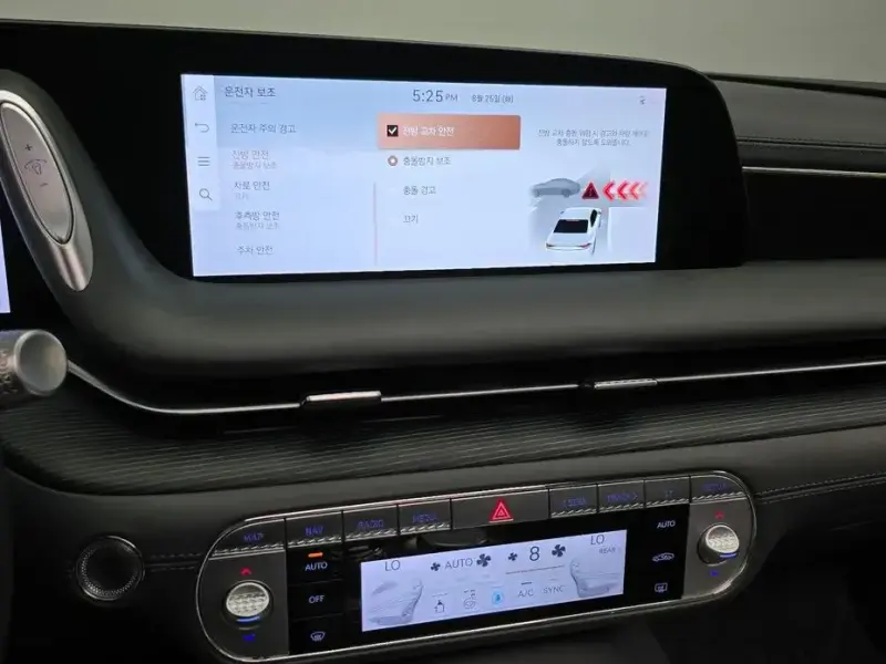 2023 Genesis G90 с пробегом 81 074 км