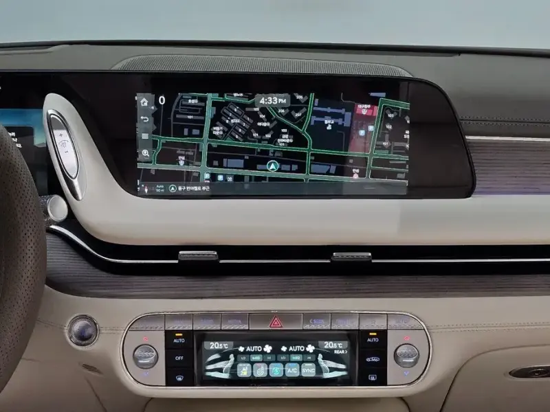 2023 Genesis G90 с пробегом 32 900 км