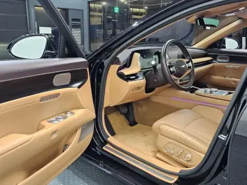 2023 Genesis G90 с пробегом 55 290 км