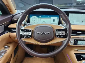 2023 Genesis G90 с пробегом 55 290 км