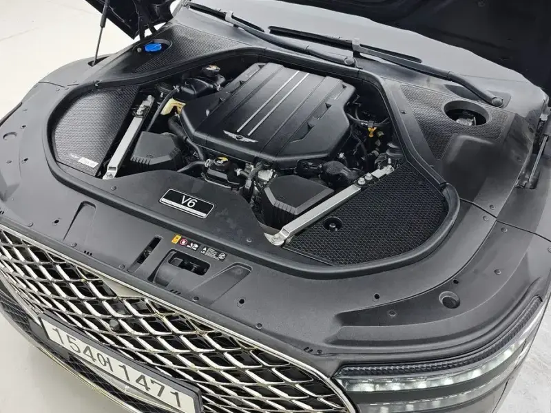 2023 Genesis G90 с пробегом 80 621 км