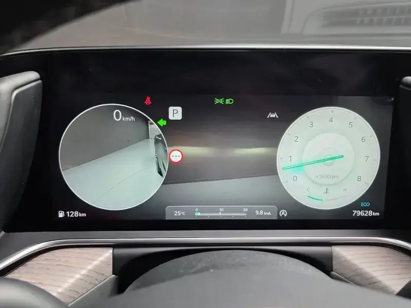2023 Genesis G90 с пробегом 79 628 км