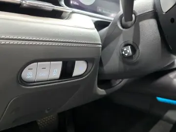 2023 Genesis G90 с пробегом 79 628 км