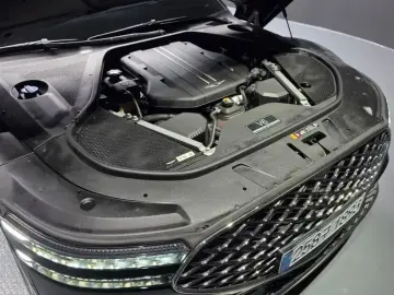 2023 Genesis G90 с пробегом 85 376 км
