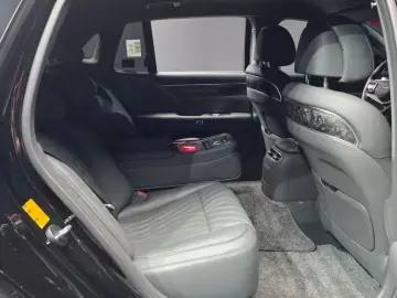 2023 Genesis G90 с пробегом 85 376 км