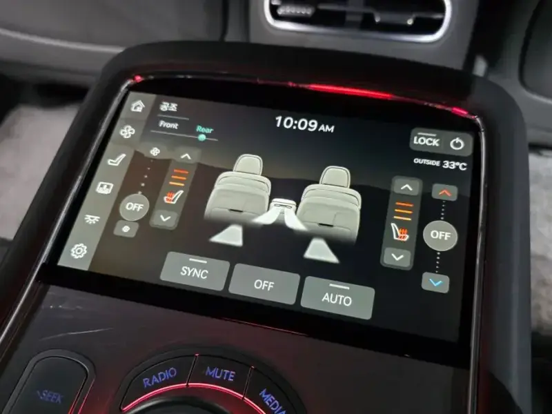 2023 Genesis G90 с пробегом 85 376 км