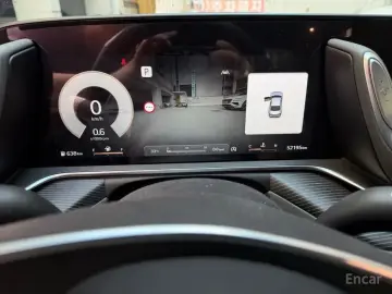 2023 Genesis G90 с пробегом 52 195 км
