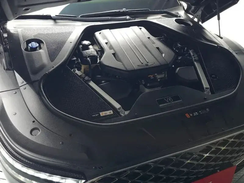 2023 Genesis G90 с пробегом 37 943 км