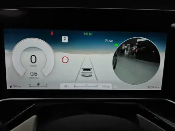 2023 Genesis G90 с пробегом 37 943 км
