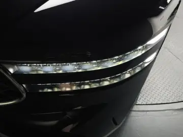 2023 Genesis G90 с пробегом 37 943 км