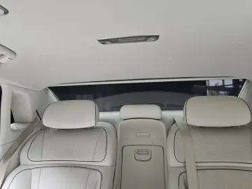 2023 Genesis G90 с пробегом 37 943 км