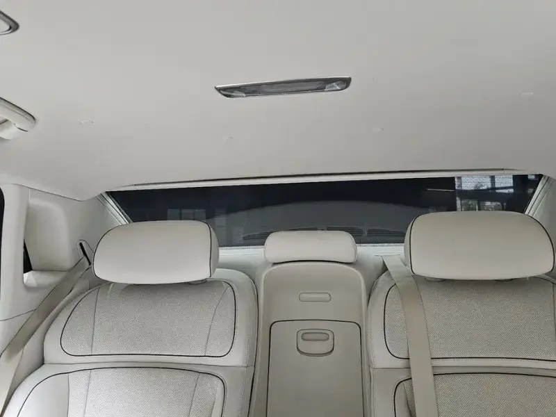 2023 Genesis G90 с пробегом 37 943 км