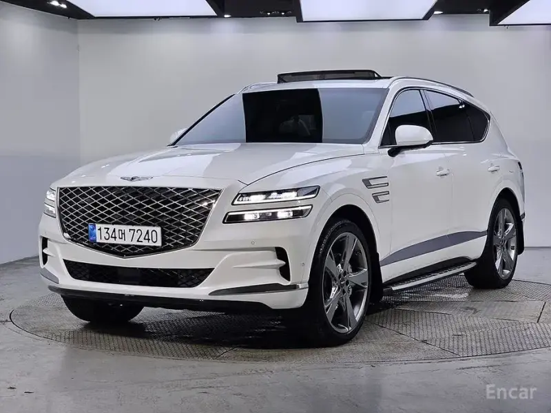 2023 Genesis GV80 с пробегом 42 657 км