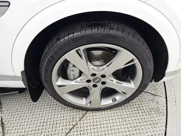 2023 Genesis GV80 с пробегом 42 657 км