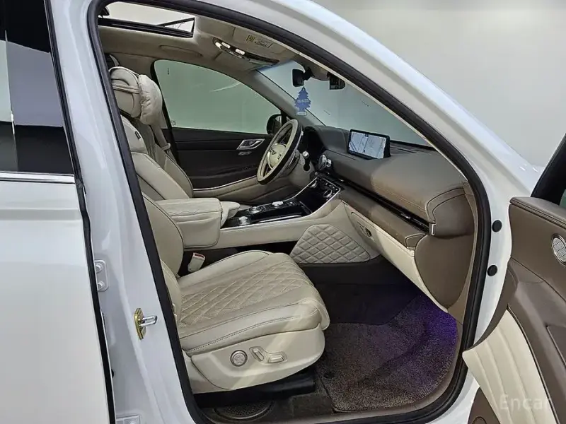 2023 Genesis GV80 с пробегом 42 657 км
