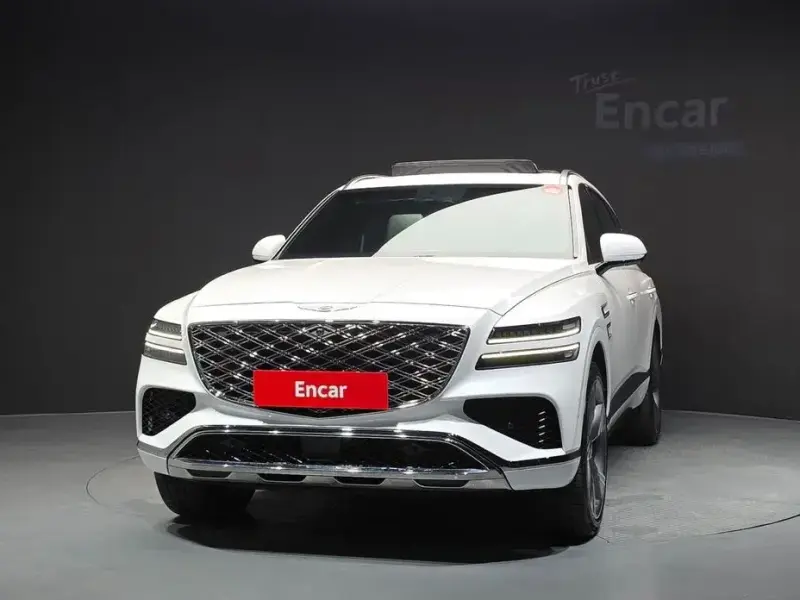 2023 Genesis GV80 с пробегом 33 993 км