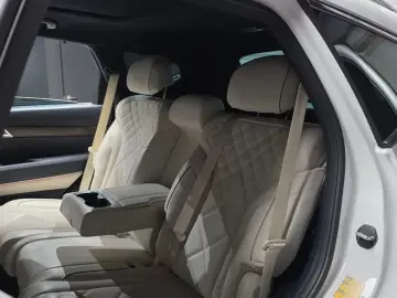 2023 Genesis GV80 с пробегом 33 993 км