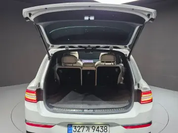 2023 Genesis GV80 с пробегом 33 993 км