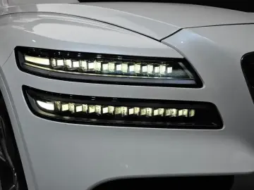 2023 Genesis GV80 с пробегом 33 993 км