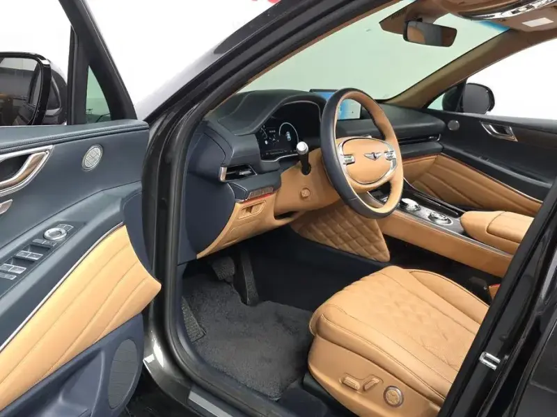 2023 Genesis GV80 с пробегом 54 477 км