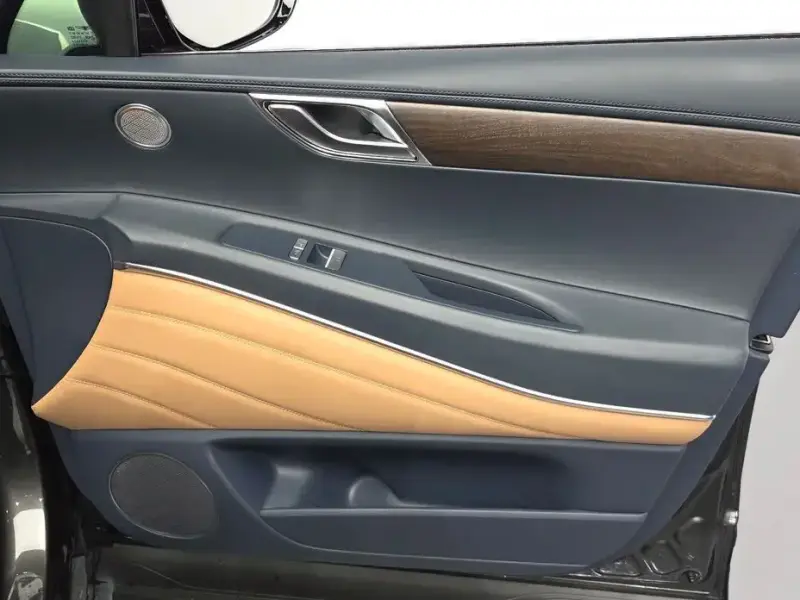2023 Genesis GV80 с пробегом 54 477 км