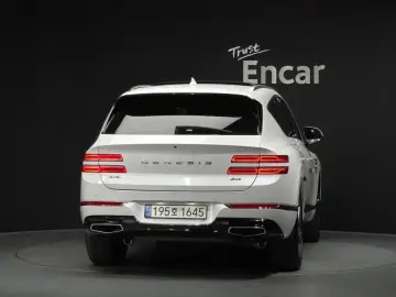 2023 Genesis GV80 с пробегом 46 456 км