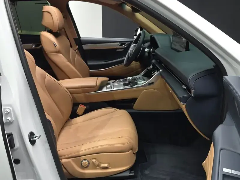 2023 Genesis GV80 с пробегом 46 456 км