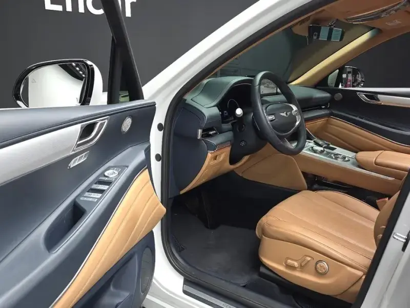 2023 Genesis GV80 с пробегом 46 456 км