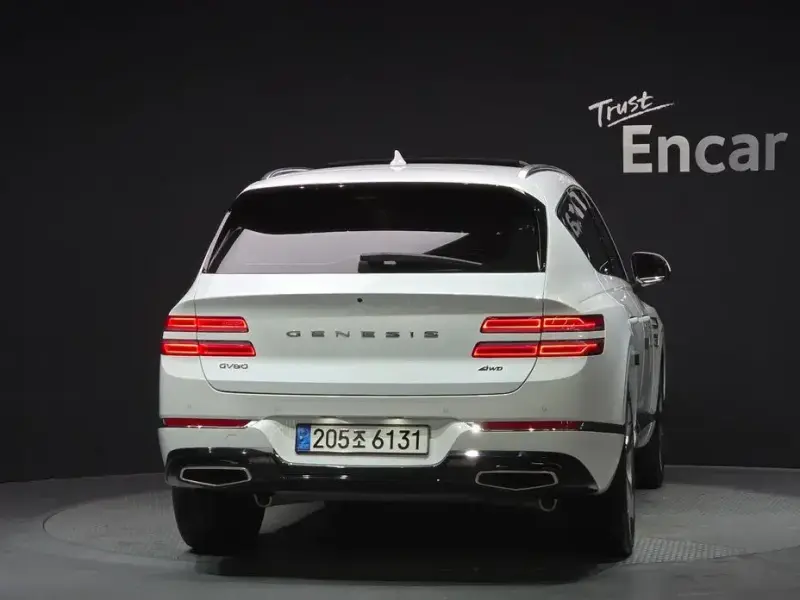 2023 Genesis GV80 с пробегом 26 863 км
