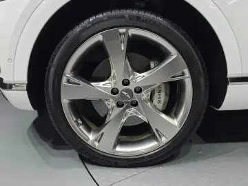 2023 Genesis GV80 с пробегом 26 863 км